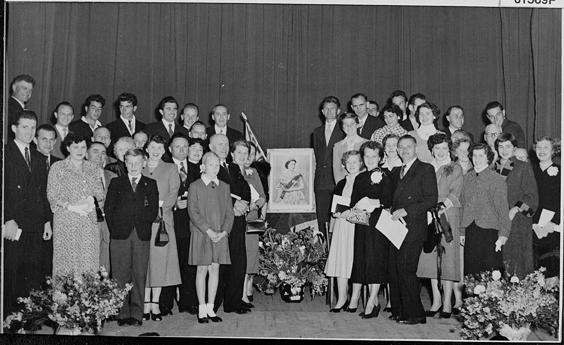 Naturalisation ceremony at the Northam Town Hall, 1955  SLWA BA1728/165